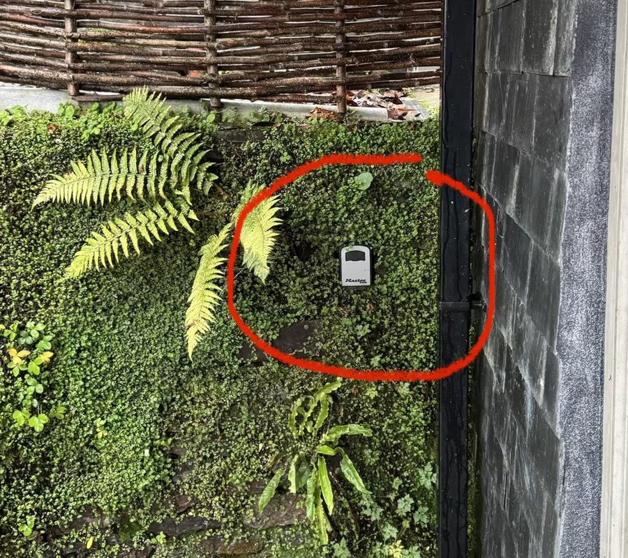 Key safe location by the front door