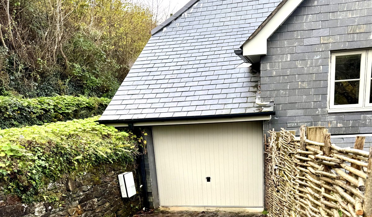 Parking and garage location