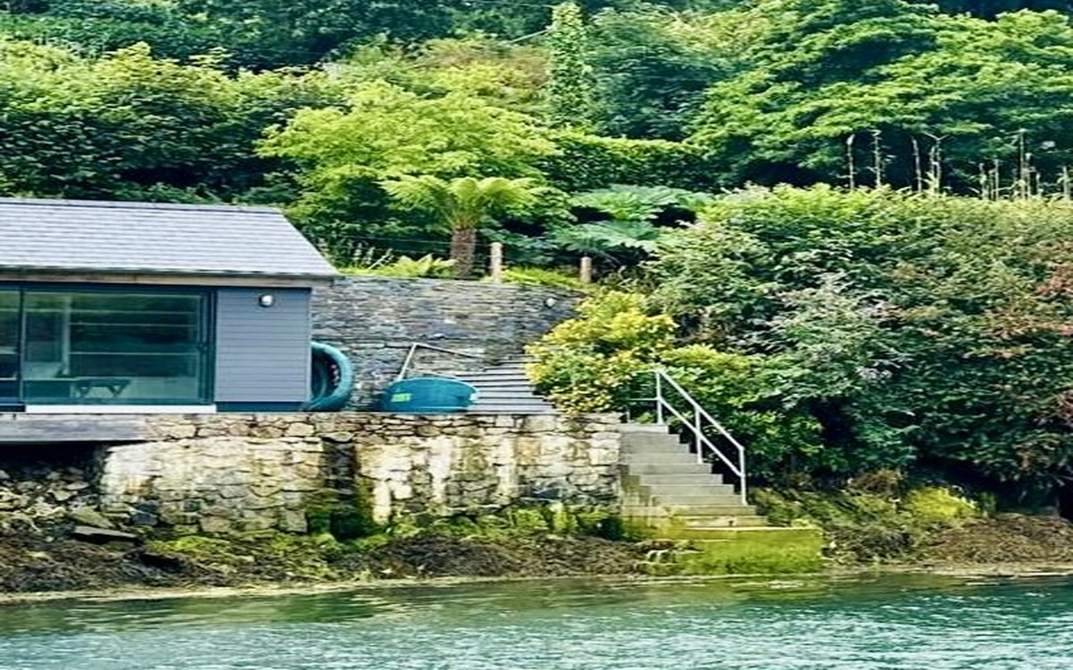 Steps down to the creek at Otter Cottage